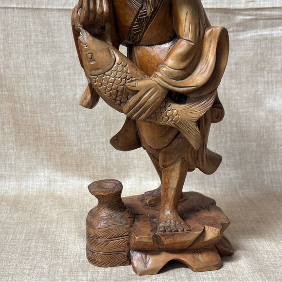 Antique Chinese Wood Carving, Wise Man with big Fish and Jug - Picture 3 of 7